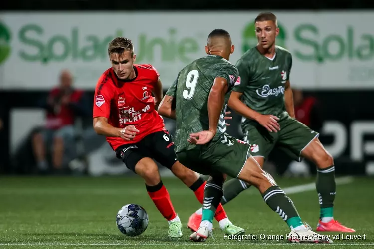 Helmond Sport drukt FC Emmen dieper in de zorgen