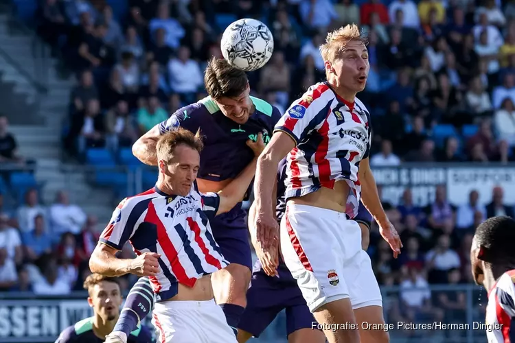 Willem II verrast PSV en neemt tweede plaats over