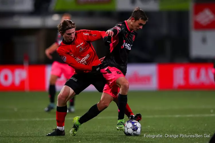 Koploper FC Volendam laat dure punten liggen in Helmond