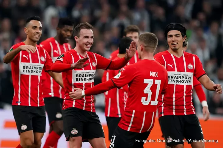 PSV kwartfinalist na ruime zege in Kopenhagen