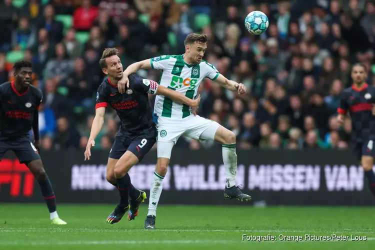 FC Groningen klopt PSV in zeer enerverend duel