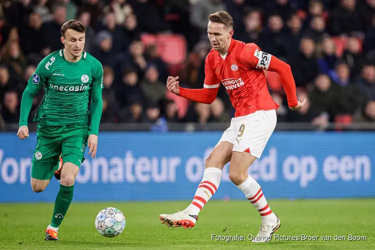 PSV boekt zakelijke zege op Almere City FC