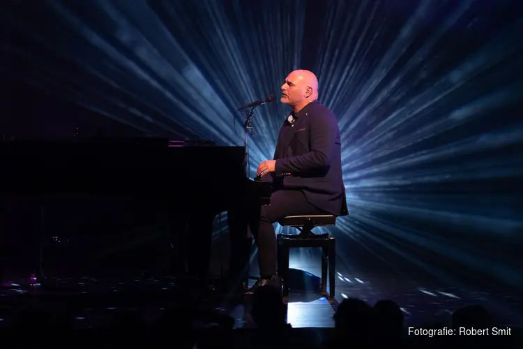 "Billy Joel's Grootste Hits Herleven in Nederlandse Theaters"